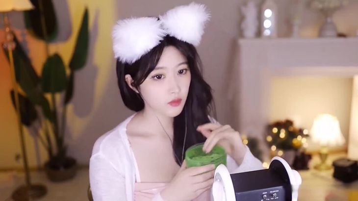 ASMR大伊伊 吸管+芦荟胶 ASMR大伊伊 吸管+芦荟胶