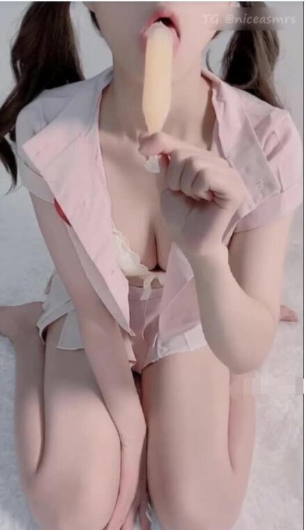 奶兮酱ASMR舔棒棒冰作品：二次元治愈系助眠福利 [1V/438MB]