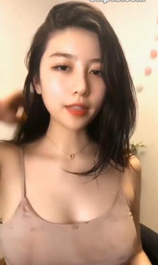 小小奶琦（爱吃荔枝）绝美妖娆ASMR助眠直播[MP4/3V/1.33G]